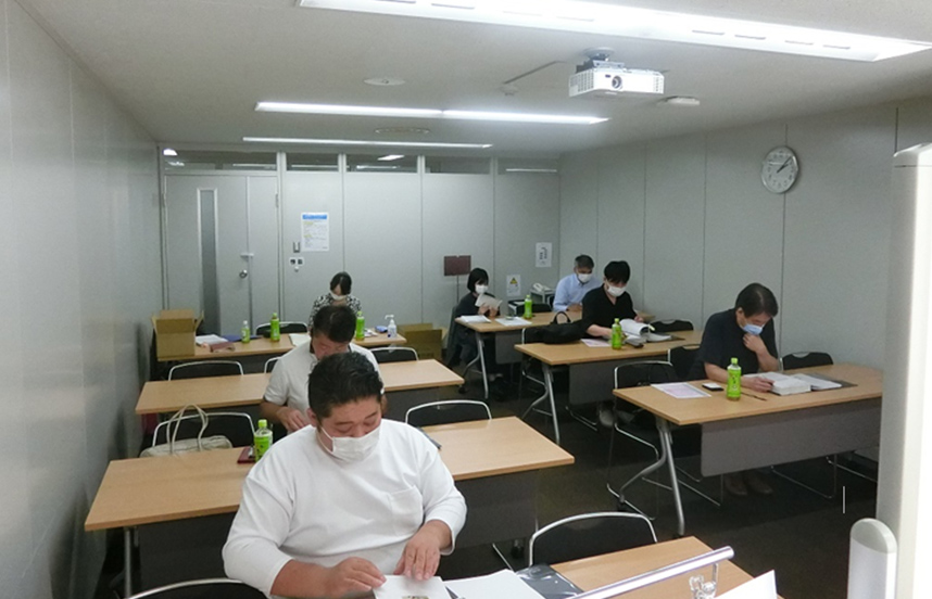 審査の模様