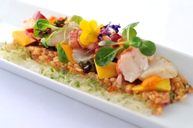 オマール海老と魚介のセビーチェ カルローズサルサとパクチージの画像