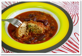 手羽先ライスが入ったチリビーンズカレーの画像