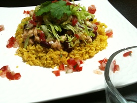 冷たいメキシカンChipotleブリトーボール カレー風味の画像